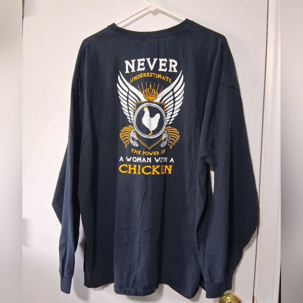 Gildan Womens Long Sleeve Black and Yellow Tee Size 3XL